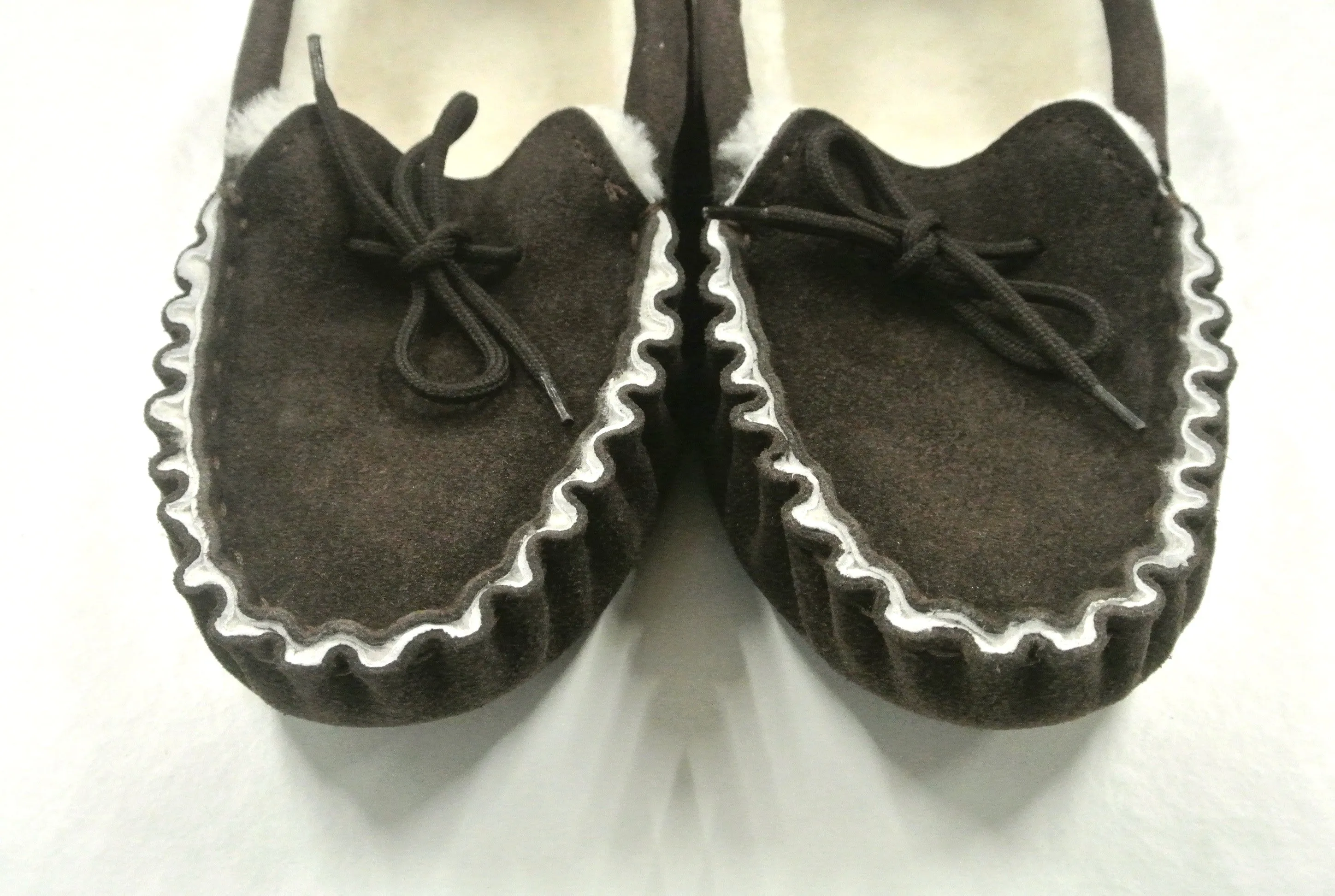 100% Genuine Sheepskin Moccasin Slippers In Dark Brown Unisex Made In The UK Sizes 3-12