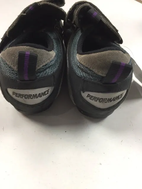 Performance Womens size 8 Used Biking Shoes