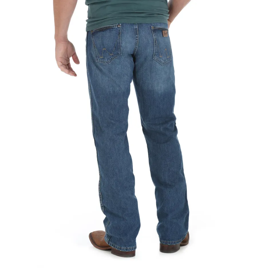 WRT20TB - Wrangler Men's Retro® Boot Cut Jean - True Blue